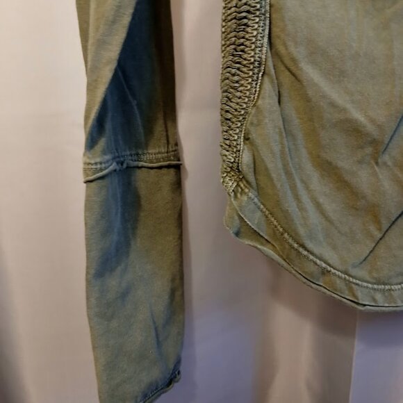 FREE PEOPLE Shell Lace Henley T-shirt Top XS Green Scoop neck Gold Coast LS - Picture 11 of 12